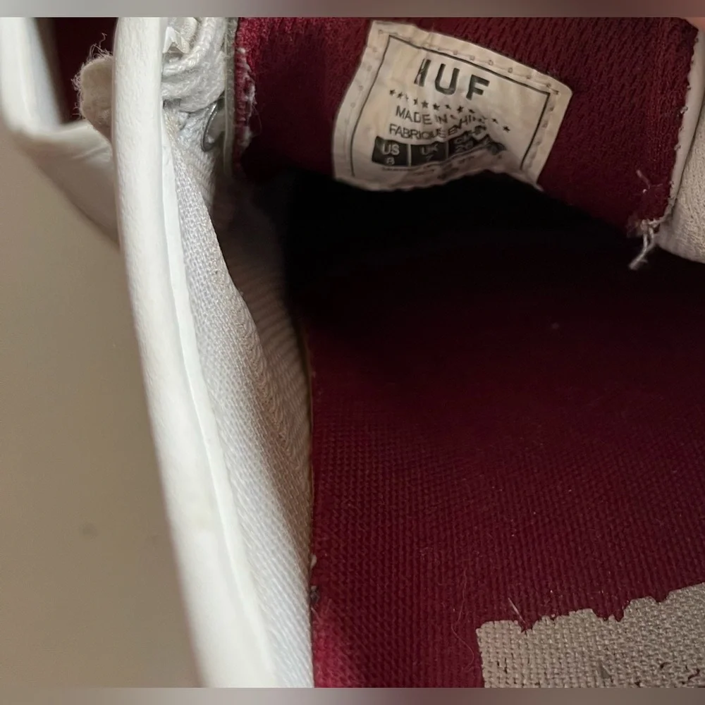 Men’s HUF Hupper 2 Lo sneaker in white with red 
